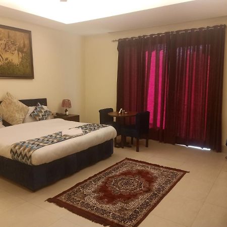Hotel The Am Bliss Gurgaon Luaran gambar